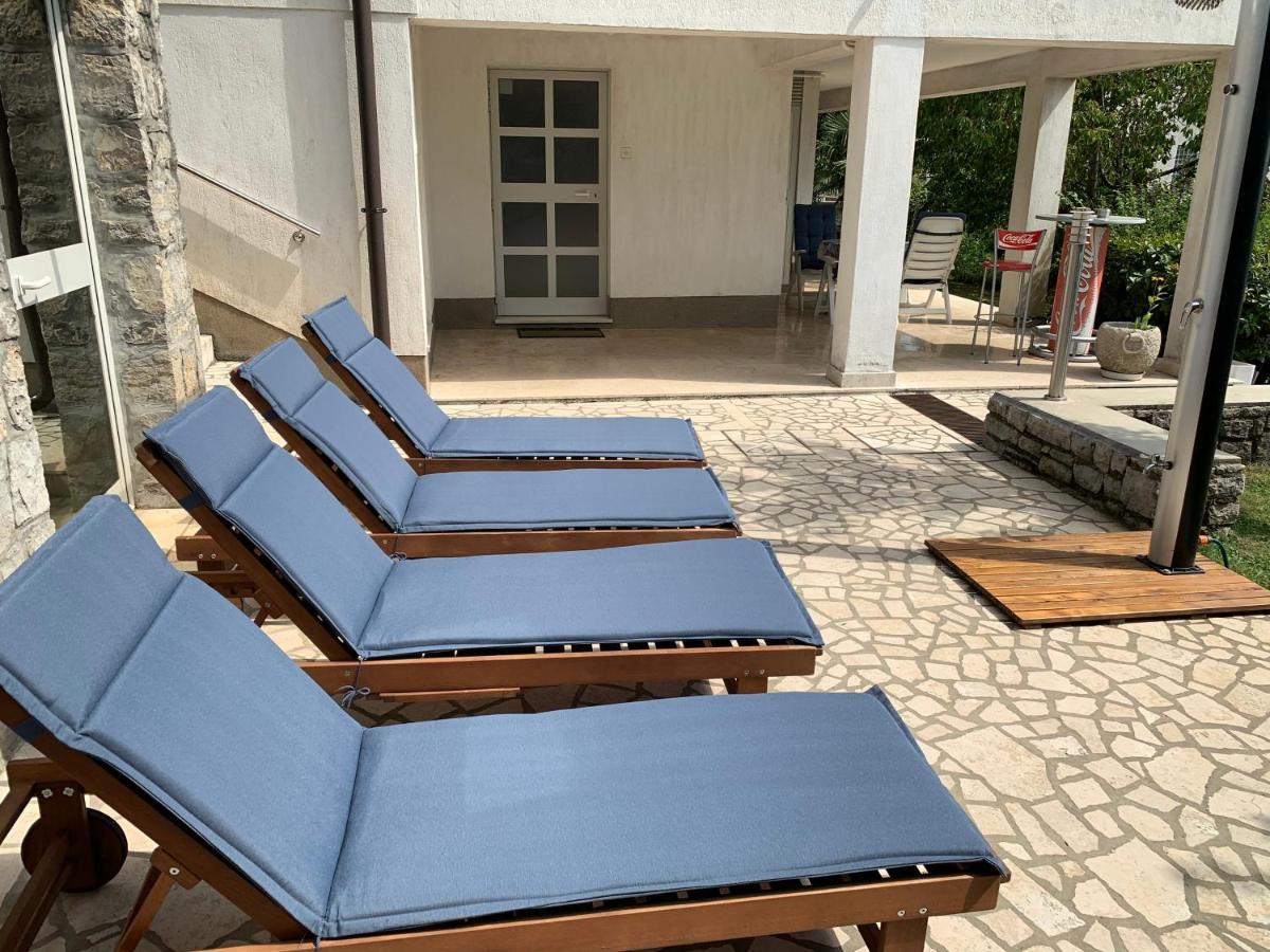 Deluxe Apartment Dora With A Private Parking, Terrace And See View Rijeka Exteriör bild