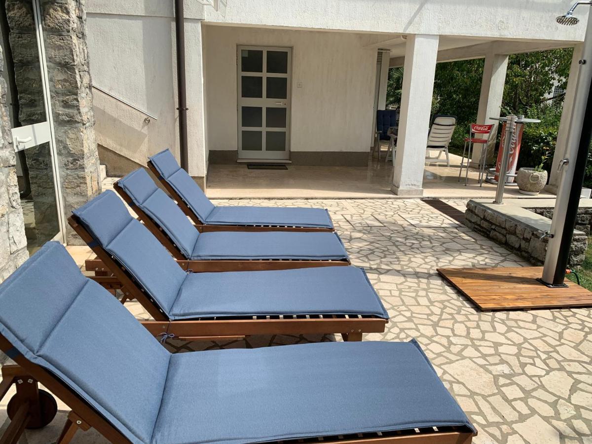 Deluxe Apartment Dora With A Private Parking, Terrace And See View Rijeka Exteriör bild