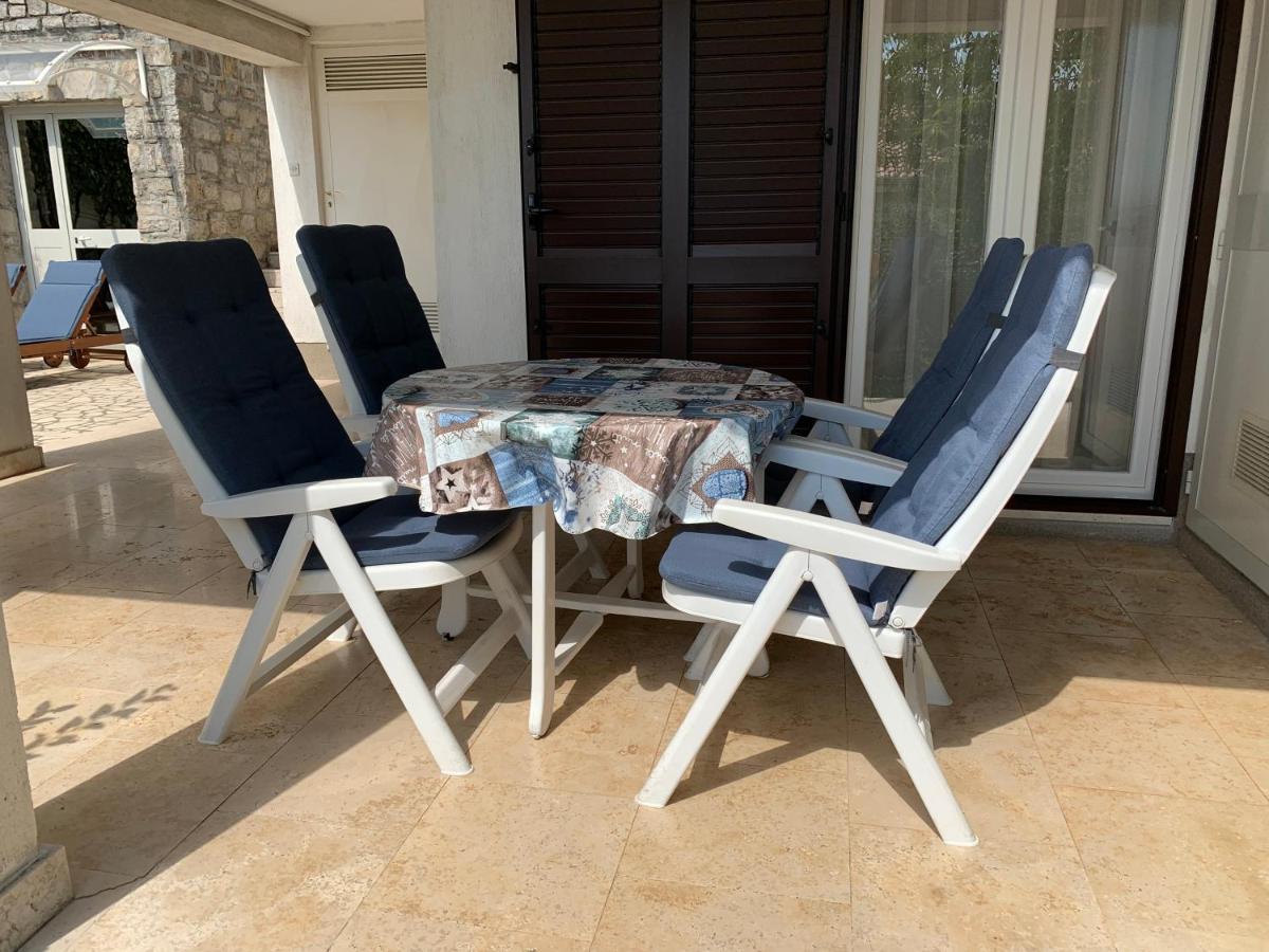 Deluxe Apartment Dora With A Private Parking, Terrace And See View Rijeka Exteriör bild