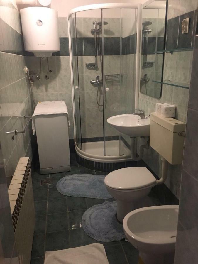 Deluxe Apartment Dora With A Private Parking, Terrace And See View Rijeka Exteriör bild