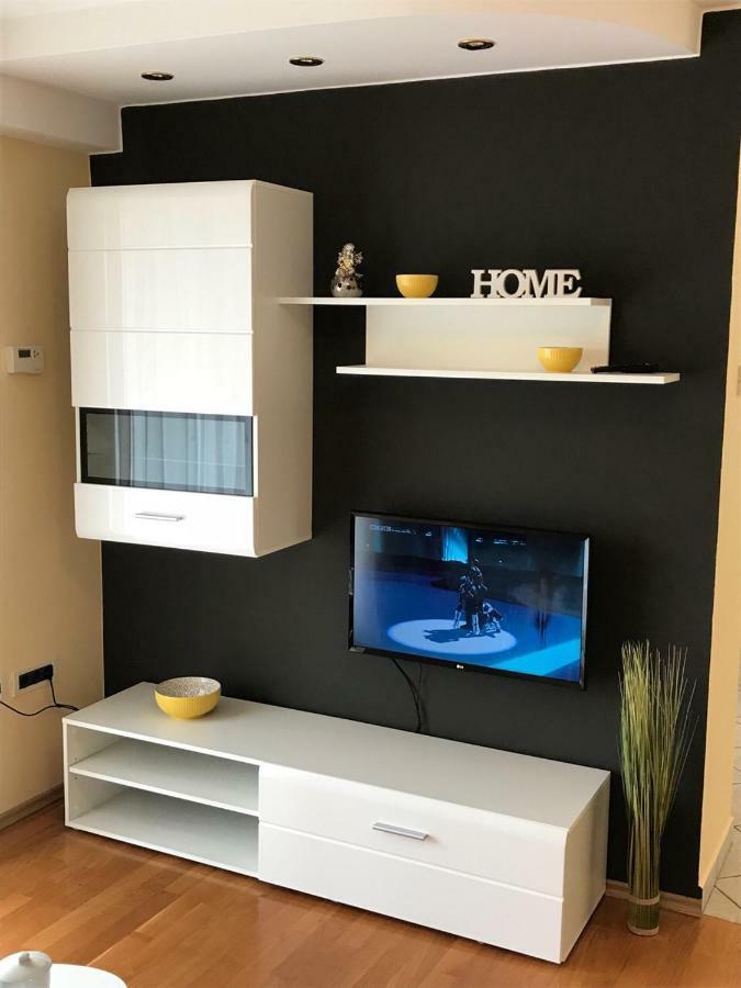 Deluxe Apartment Dora With A Private Parking, Terrace And See View Rijeka Exteriör bild