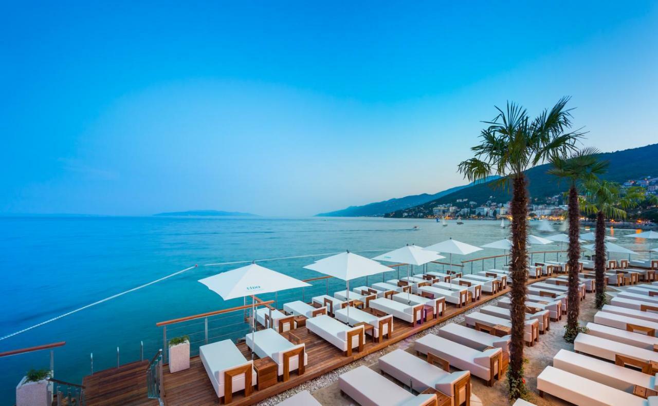 Deluxe Apartment Dora With A Private Parking, Terrace And See View Rijeka Exteriör bild